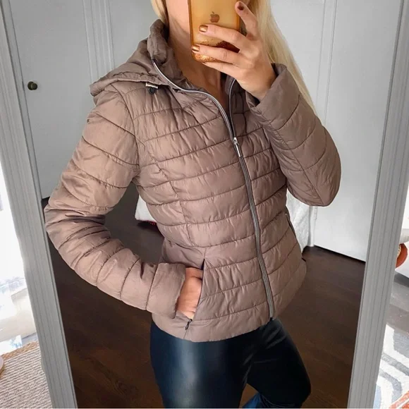 🍂 ZARA TAUPE HOODED PUFFER JACKET! - Picture 2 of 16